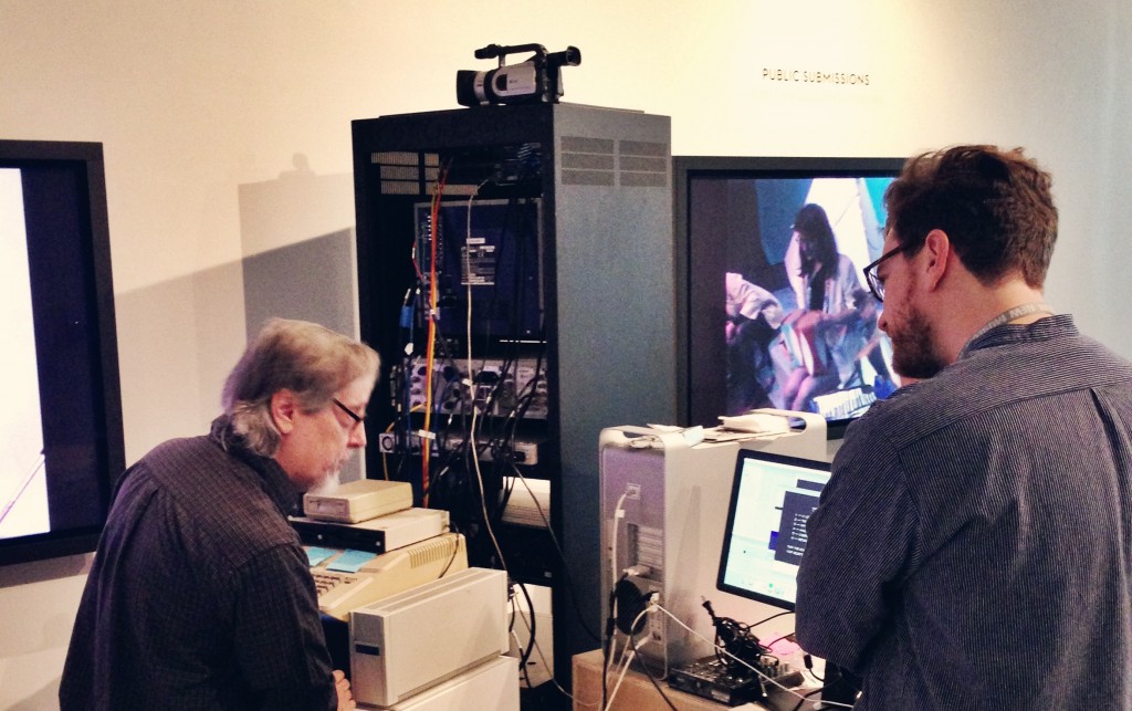 Phil Sanders demoing his work during live capture Phil Sanders demoing his work during live capture